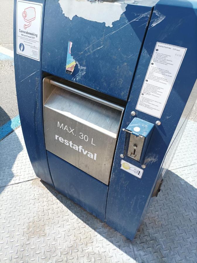 Frontaal Zeezicht In Appartement De Strandjutter Ostend Luaran gambar